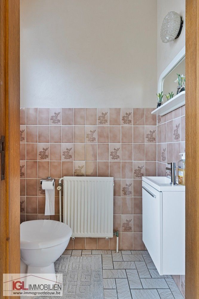 Bungalow in rustige en centrale ligging – ideaal als starterswoning of investering foto 4