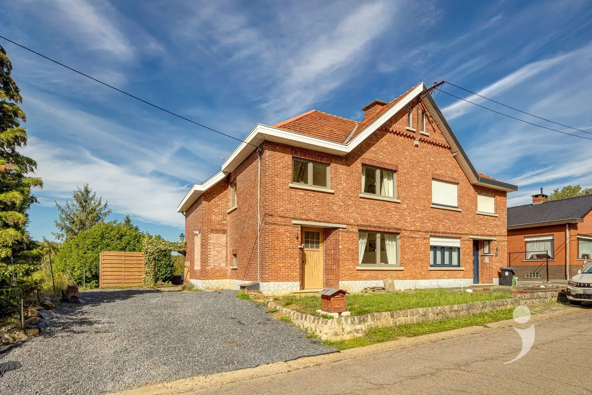 Karaktervolle gerenoveerde woning in Gelrode foto {{pictureIndex}}