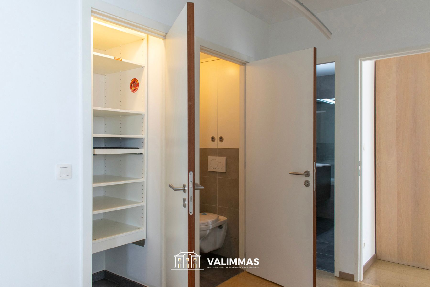 Verzorgd, energiezuinig appartement met mooi terras & kelder foto 10