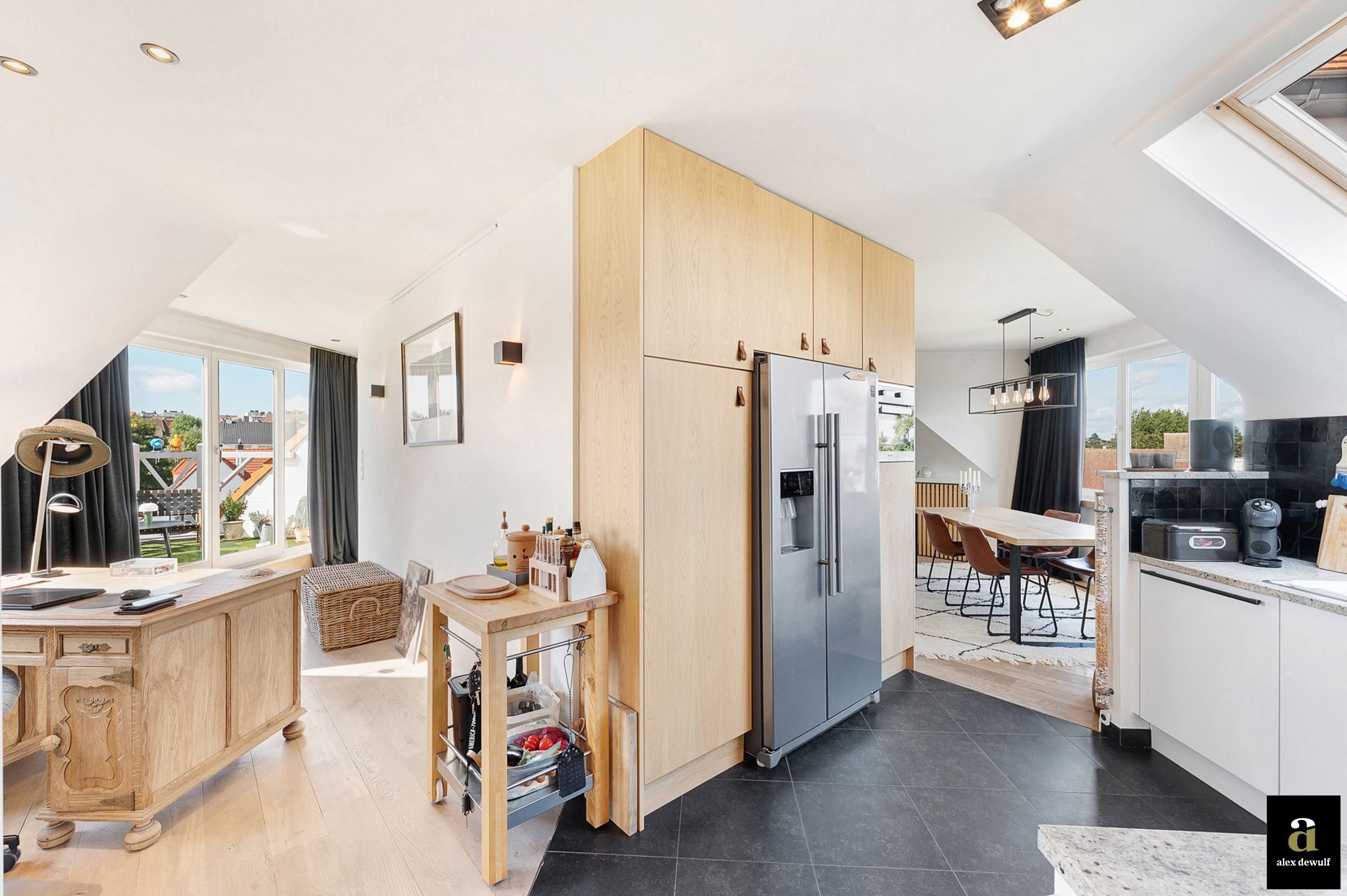 Ruim en licht dakappartement met groot terras te Duinbergen  foto 19