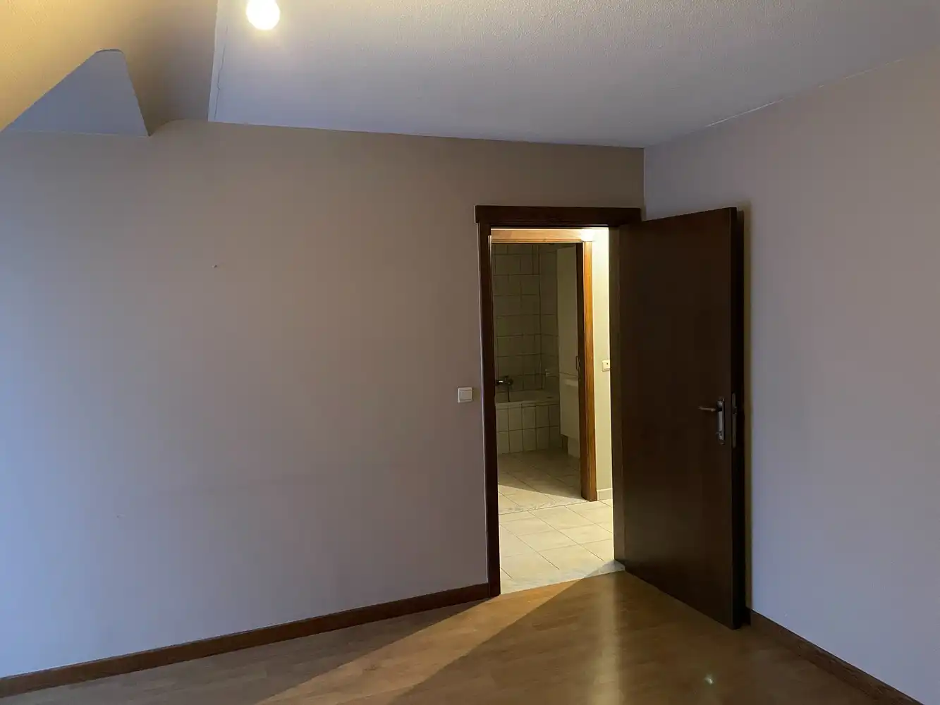 Mooi appartement te huur in Neerpelt centrum. foto 13