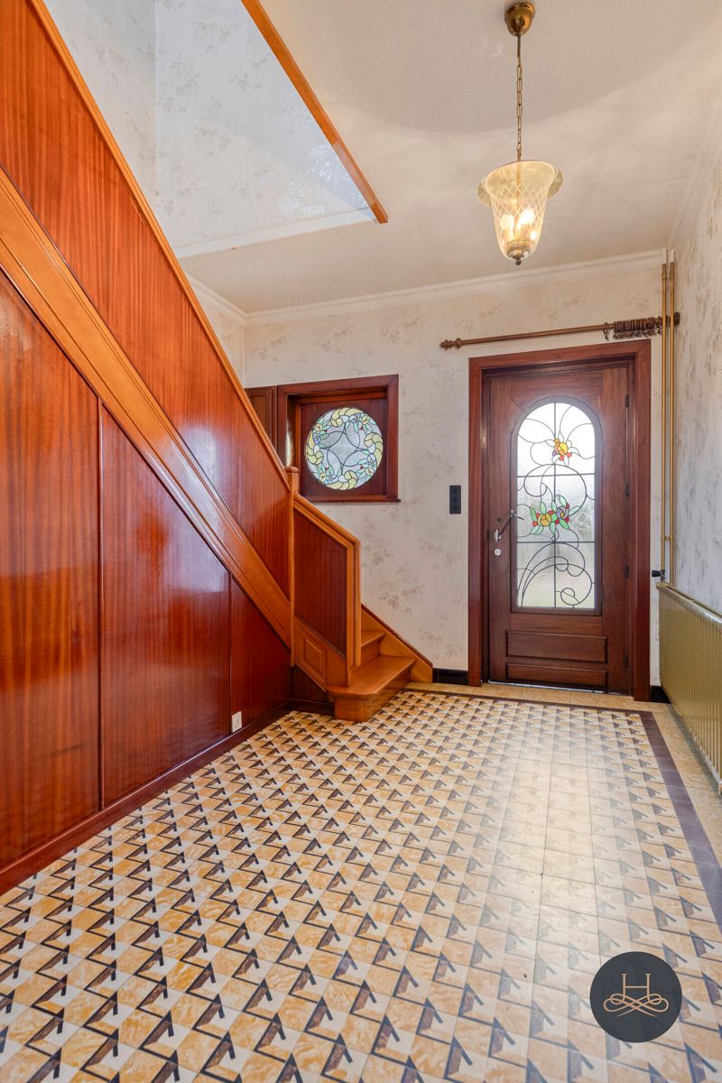 Karaktervolle woning met zeer veel mogelijkheden op 19a foto 4