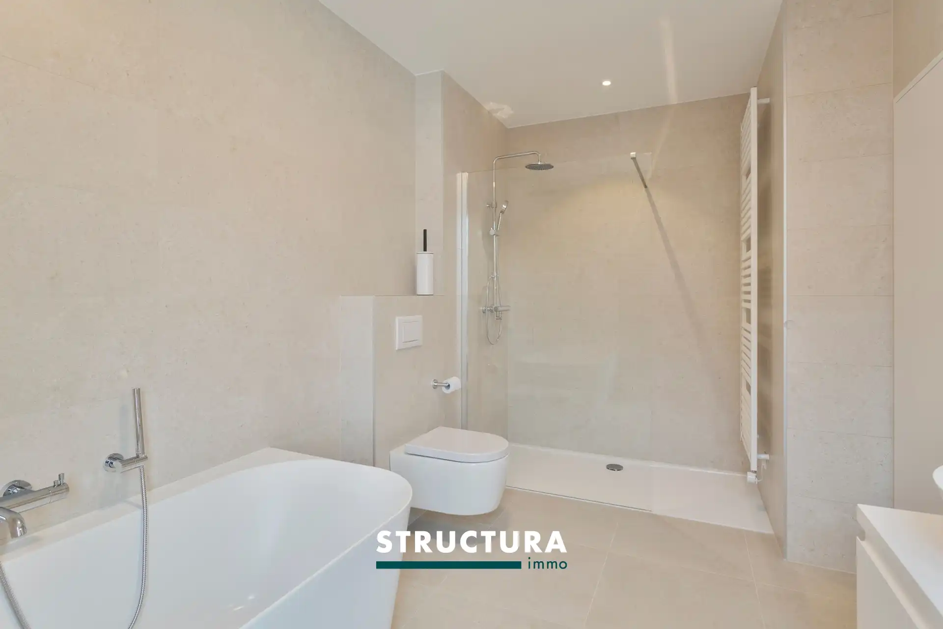 High end nieuwbouwoning met drie slapkamers foto 22