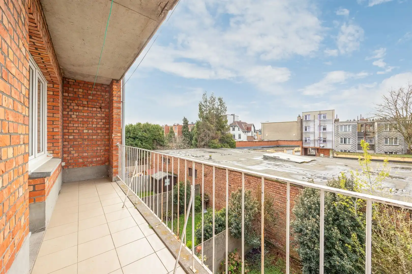 Opgefrist 2-slaapkamer appartement foto 14