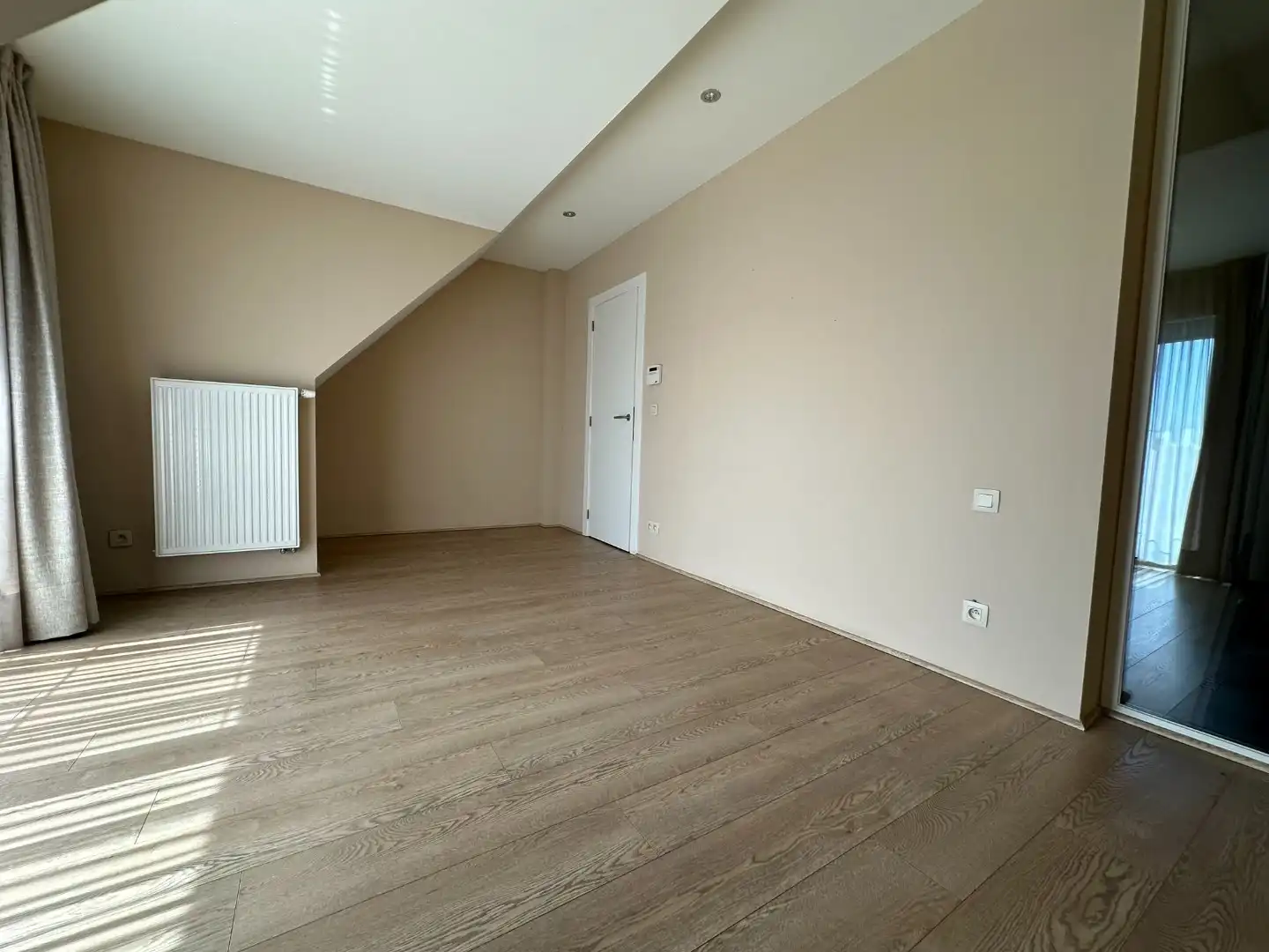 Prachtig, ruim duplex-appartement 115 m² met ruim terras in centrum Sint-Antonius foto 16