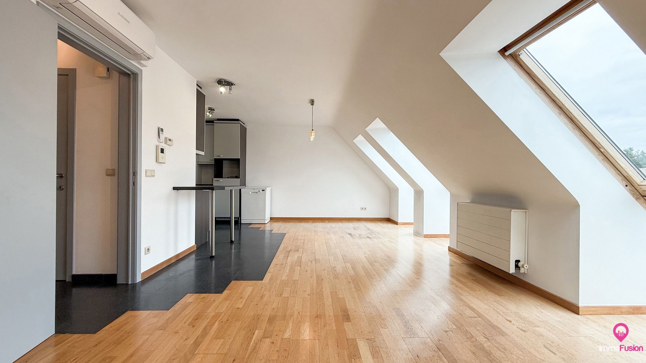 Duplexappartement met terras met uitstekende verbinding!  foto 8