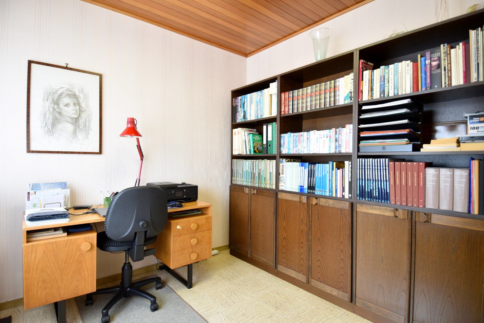 Instapklare gezinswoning met 4 slaapkamers, garage en zonnige tuin te koop in Marke foto 9
