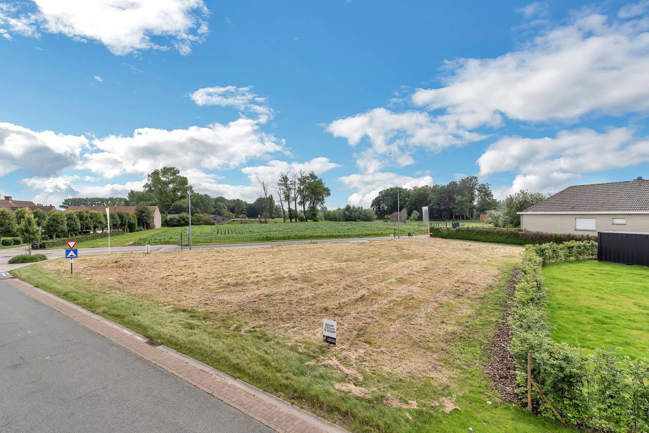 3 Bouwgronden te koop nabij de dorpskern van Olsene foto 6