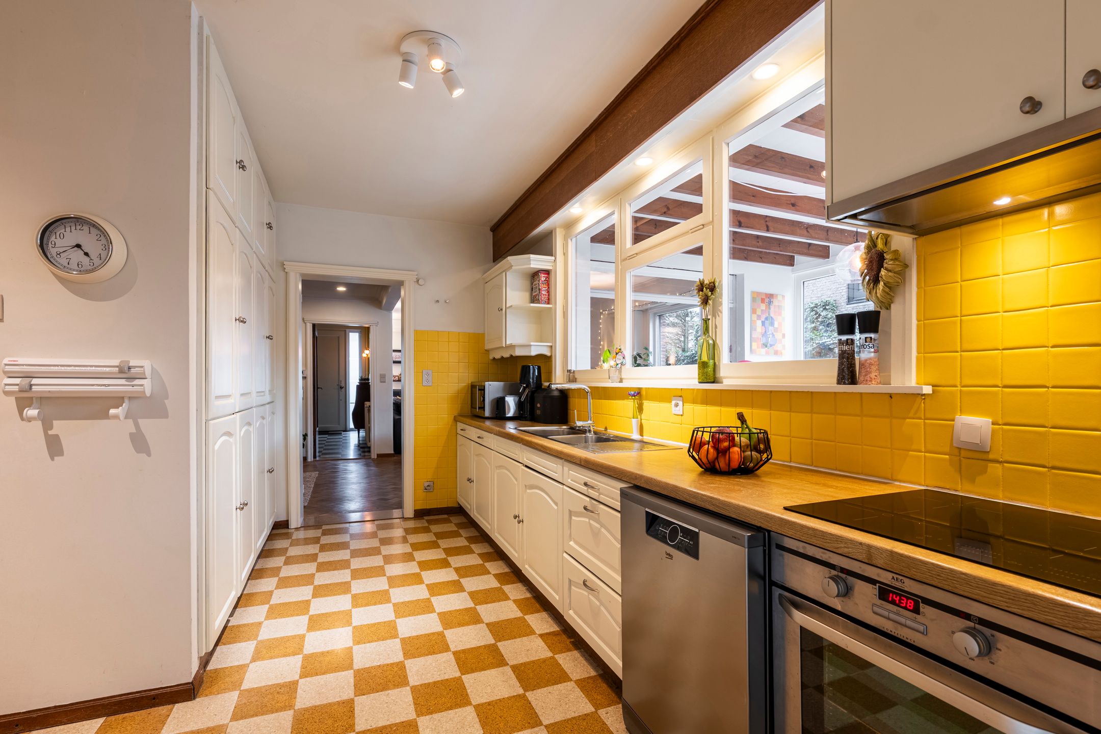 Instapklare gezinswoning met 5 slpks en ZW-tuin foto 10