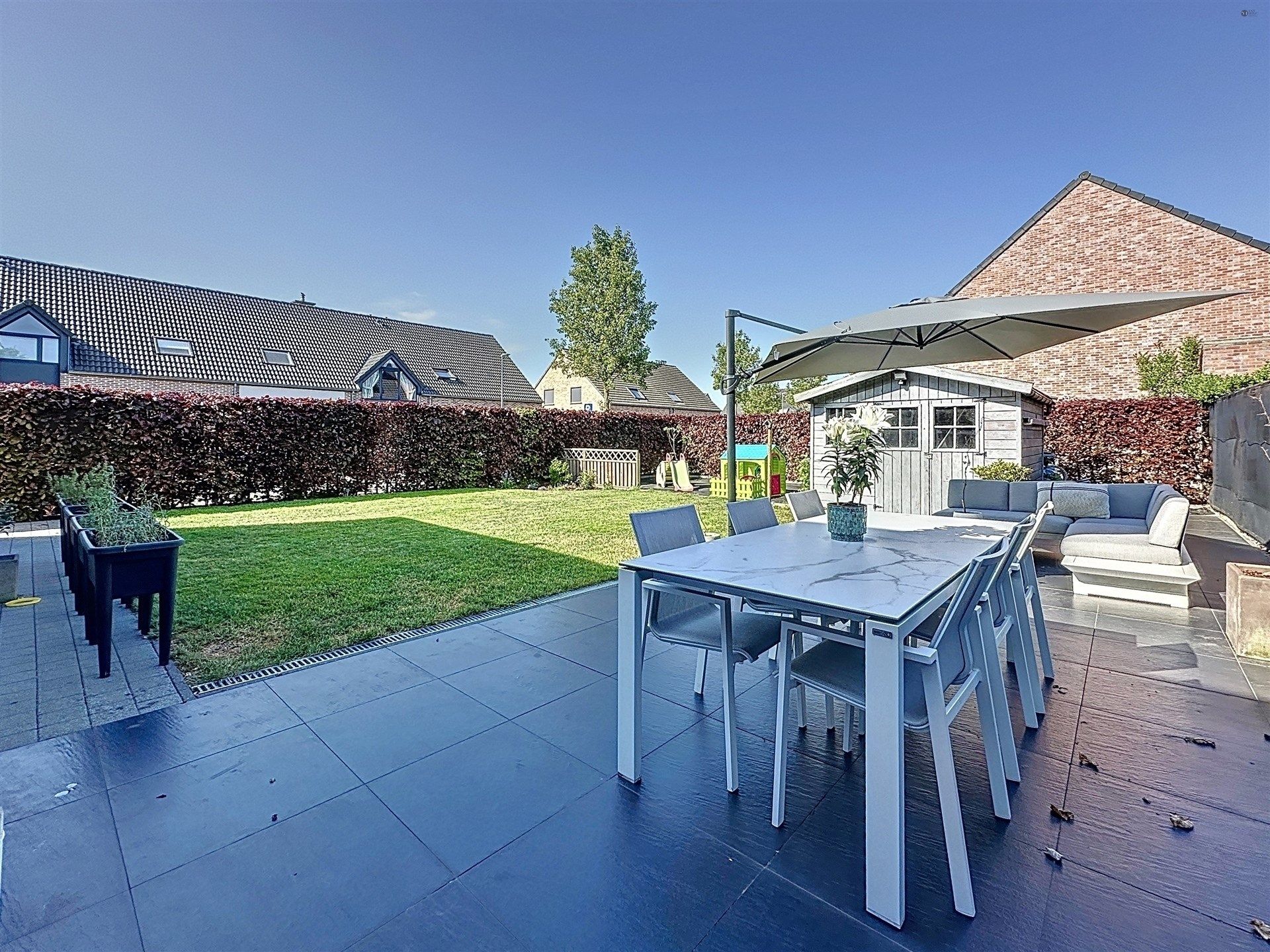 Prachtige half open bebouwing met 4 slaapkamers en garage op perceel van  450 m²  foto 28
