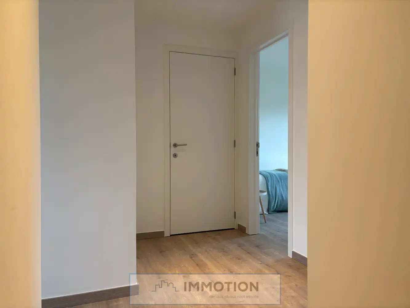 SEIZOENSWIJK - Investeer zorgeloos in knap wonen in Kuurne - GEGARANDEERDE HUURINKOMSTEN foto 8