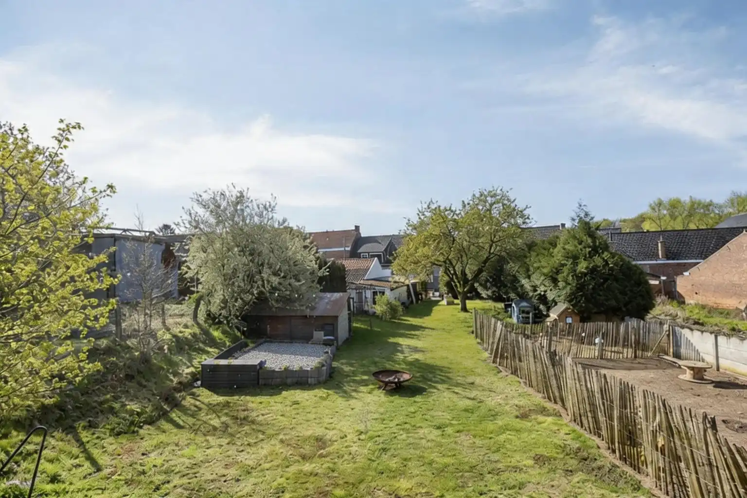 WONING MET RUIME TUIN & ATELIERRUIMTE IN BOUTERSEM foto 23