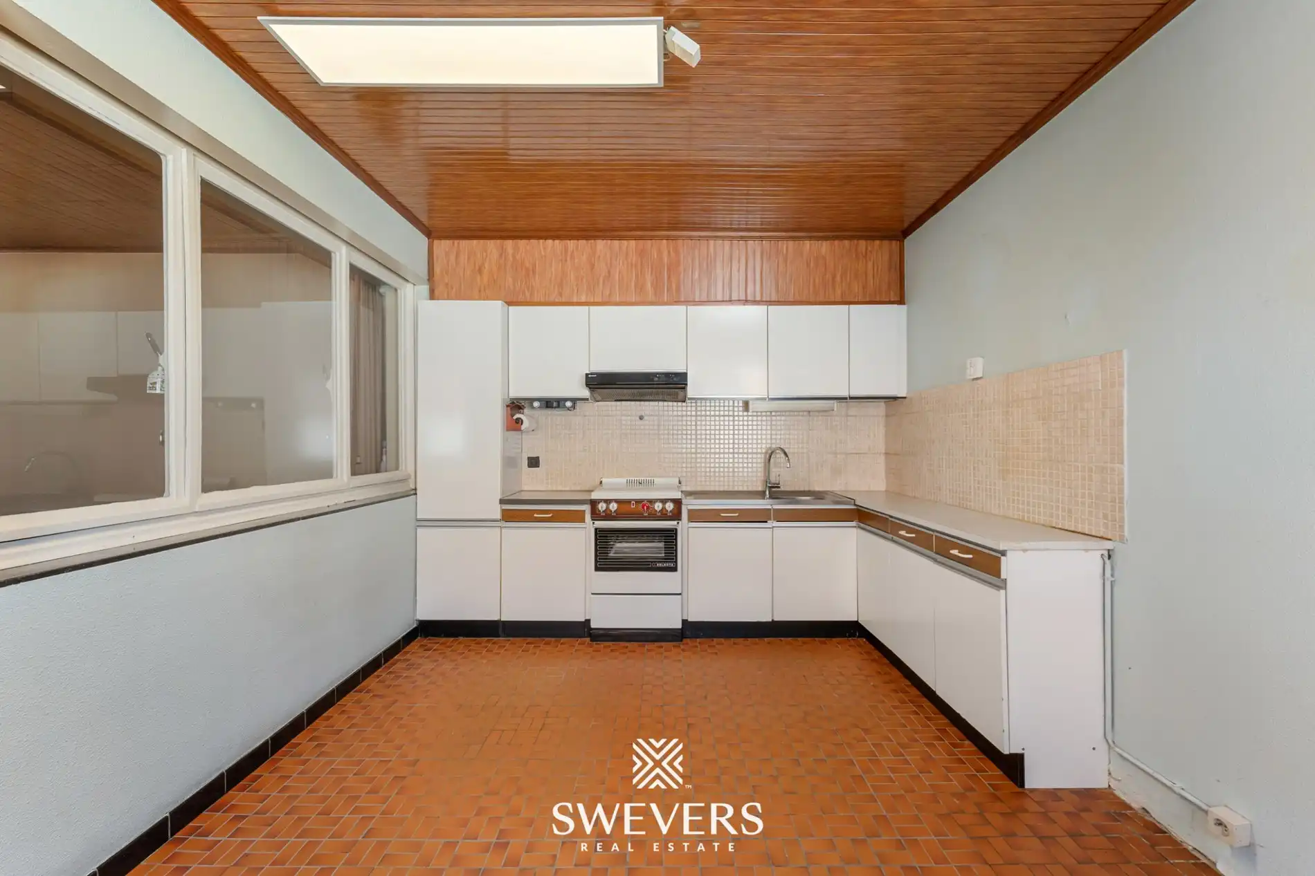 Half-open bebouwing met renovatiepotentieel foto 7