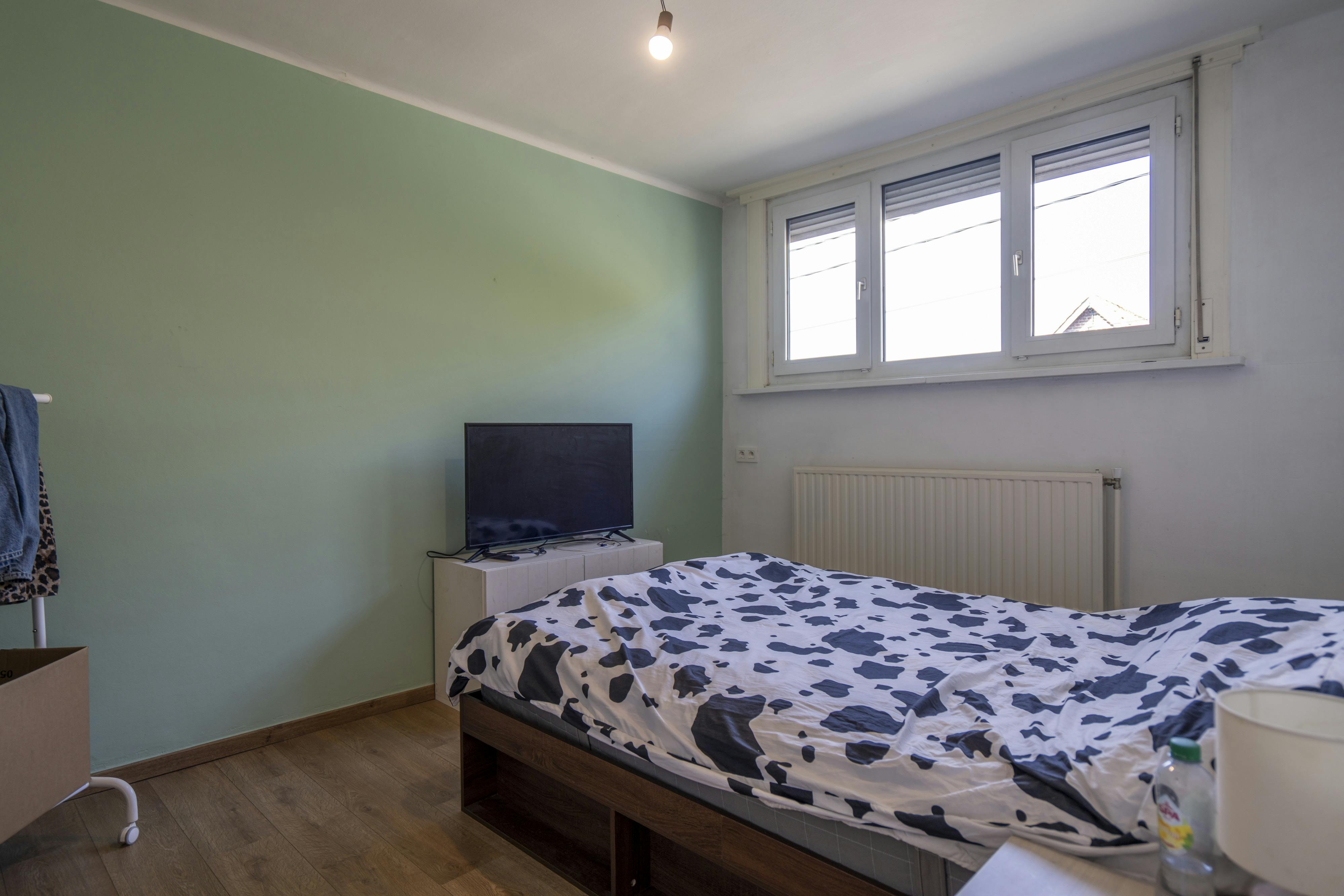 Woning met 2 slaapkamers en een ruime tuin in Kortrijk foto 14