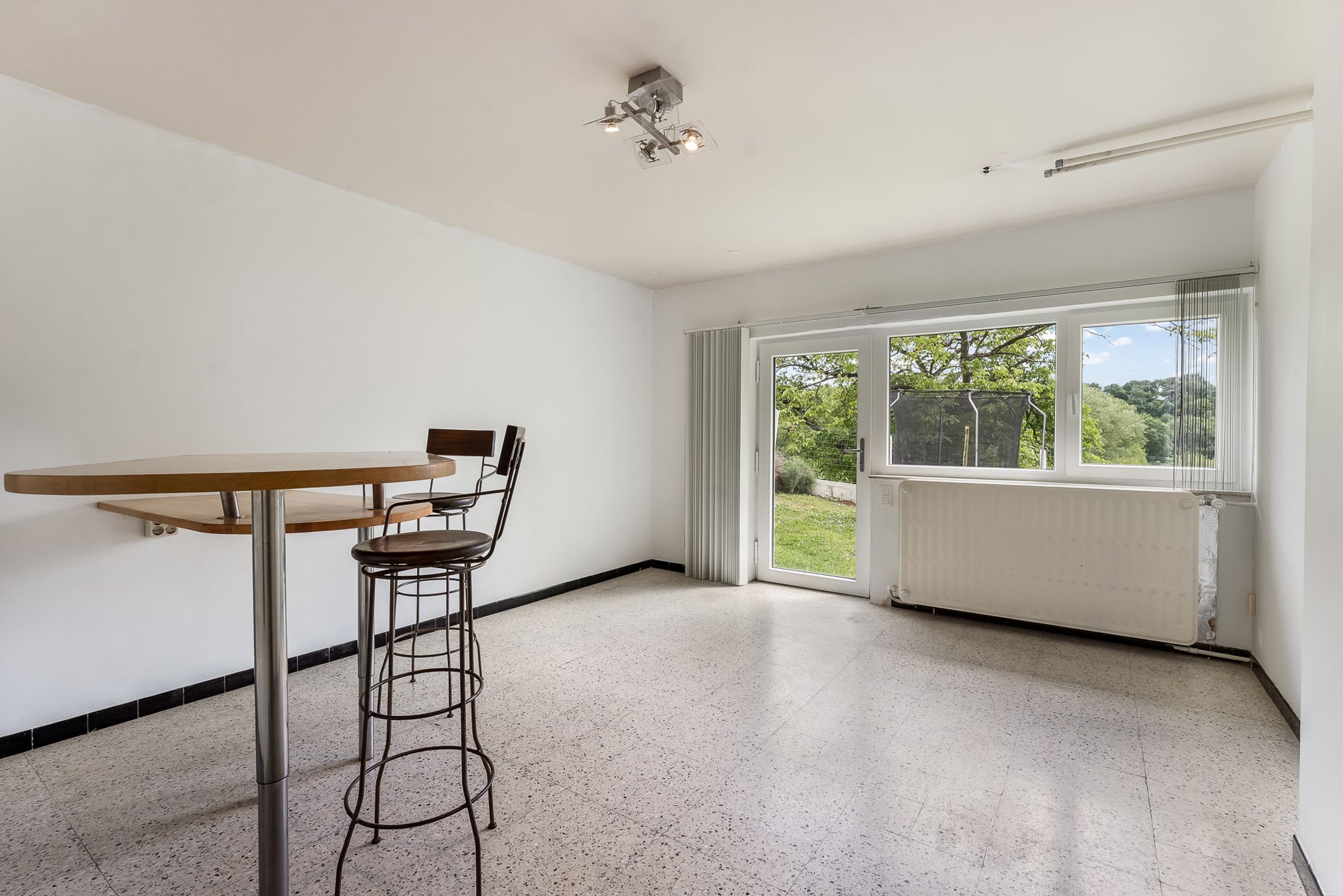 Unieke woning met uitzicht op de Jekervallei foto 21