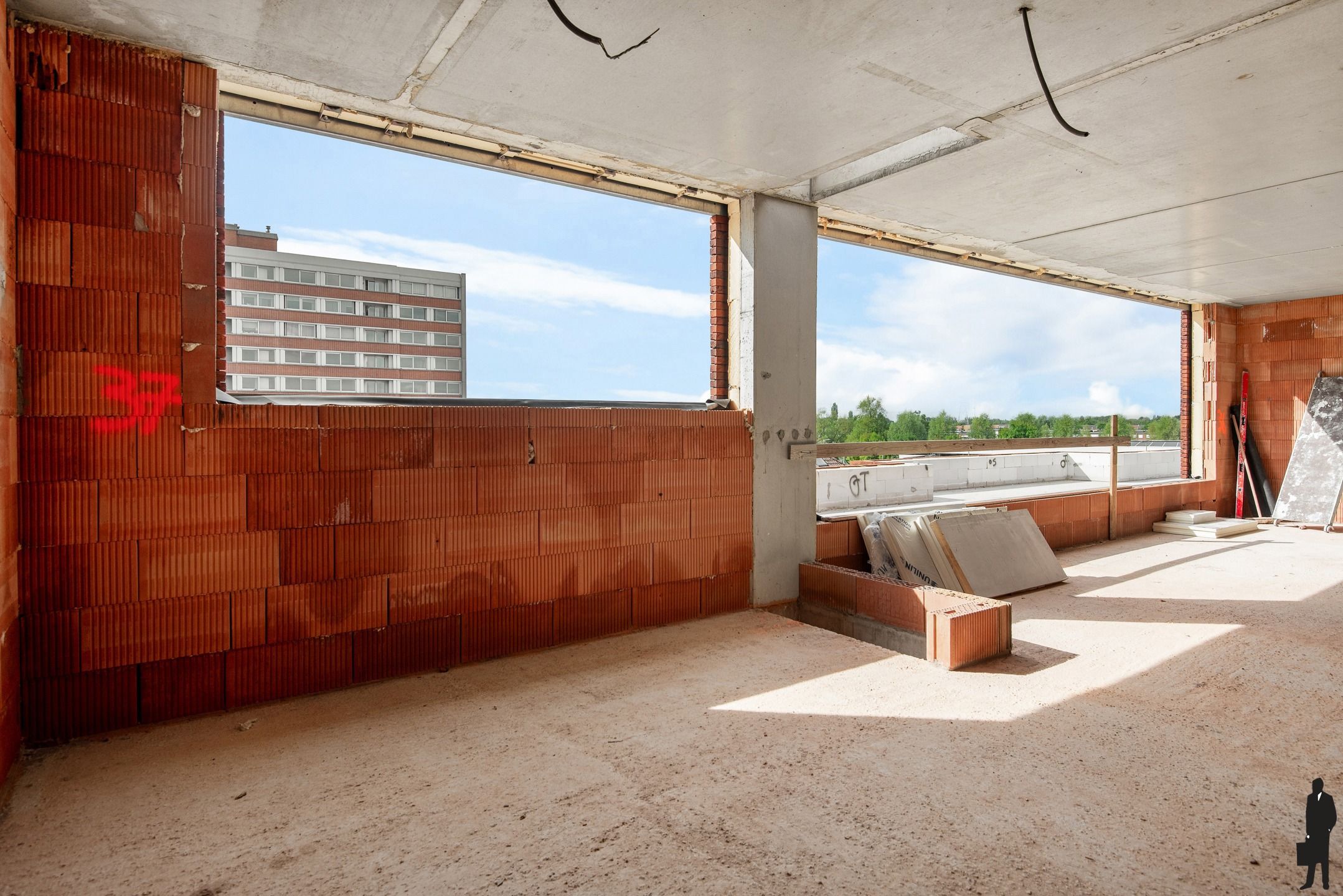Uniek penthouse met terras van 40m² (ruwbouw bijna afgerond) foto 2