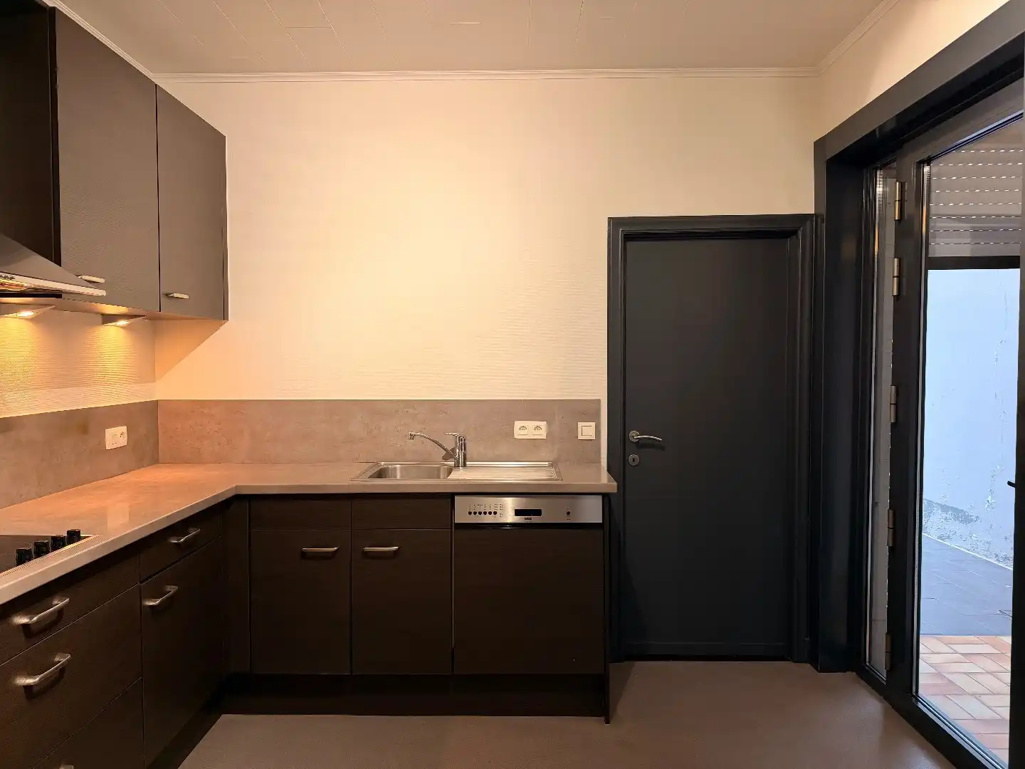 Verzorgd gelijkvloers appartement met tuin, op een rustige ligging te Lier! foto 7