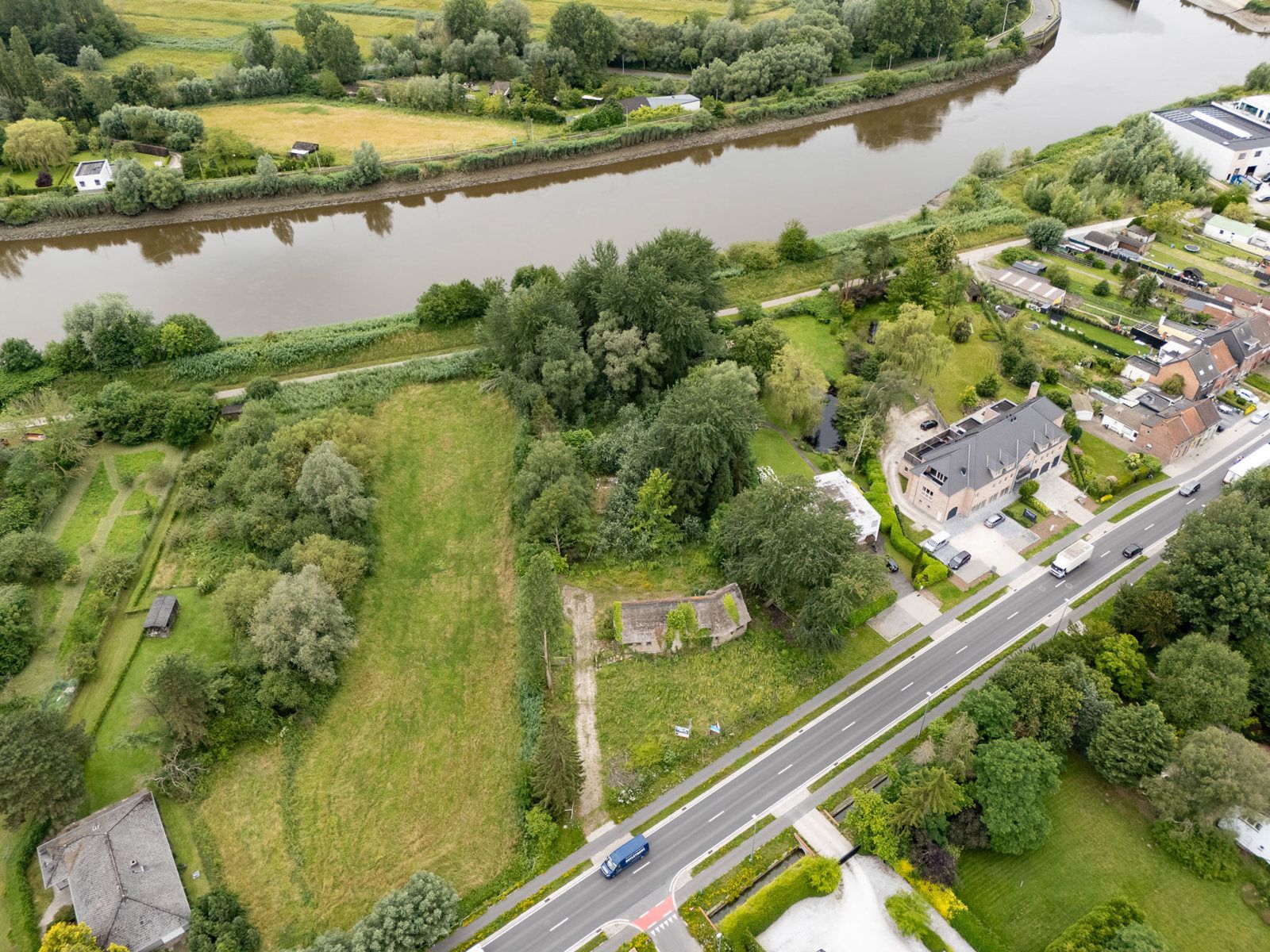 Centraal gelegen bouwgrond foto 6