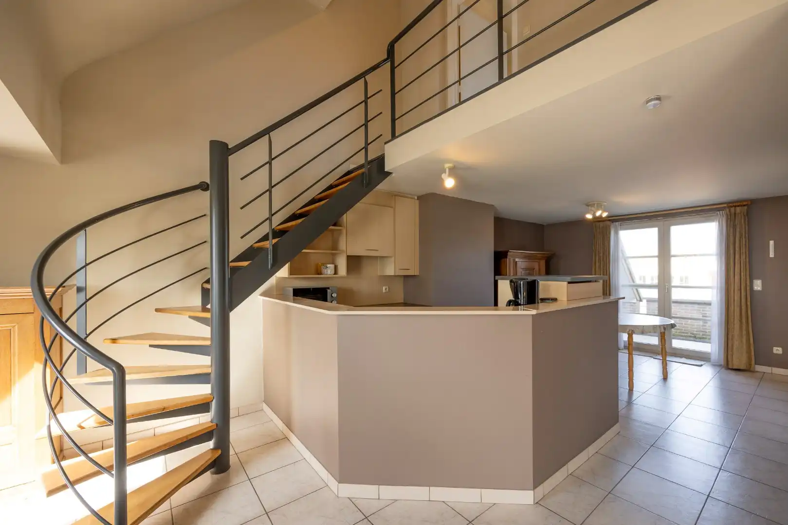 Instapklaar appartement te koop! foto 7