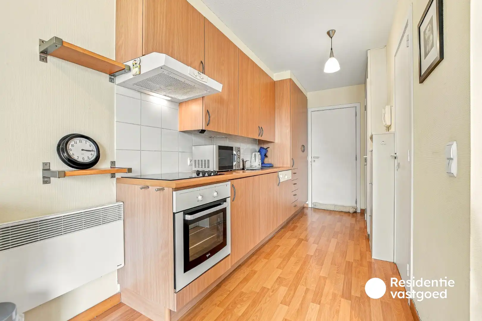 Instapklaar éénslaapkamerappartement met terras en zwembad te Bredene! foto 8