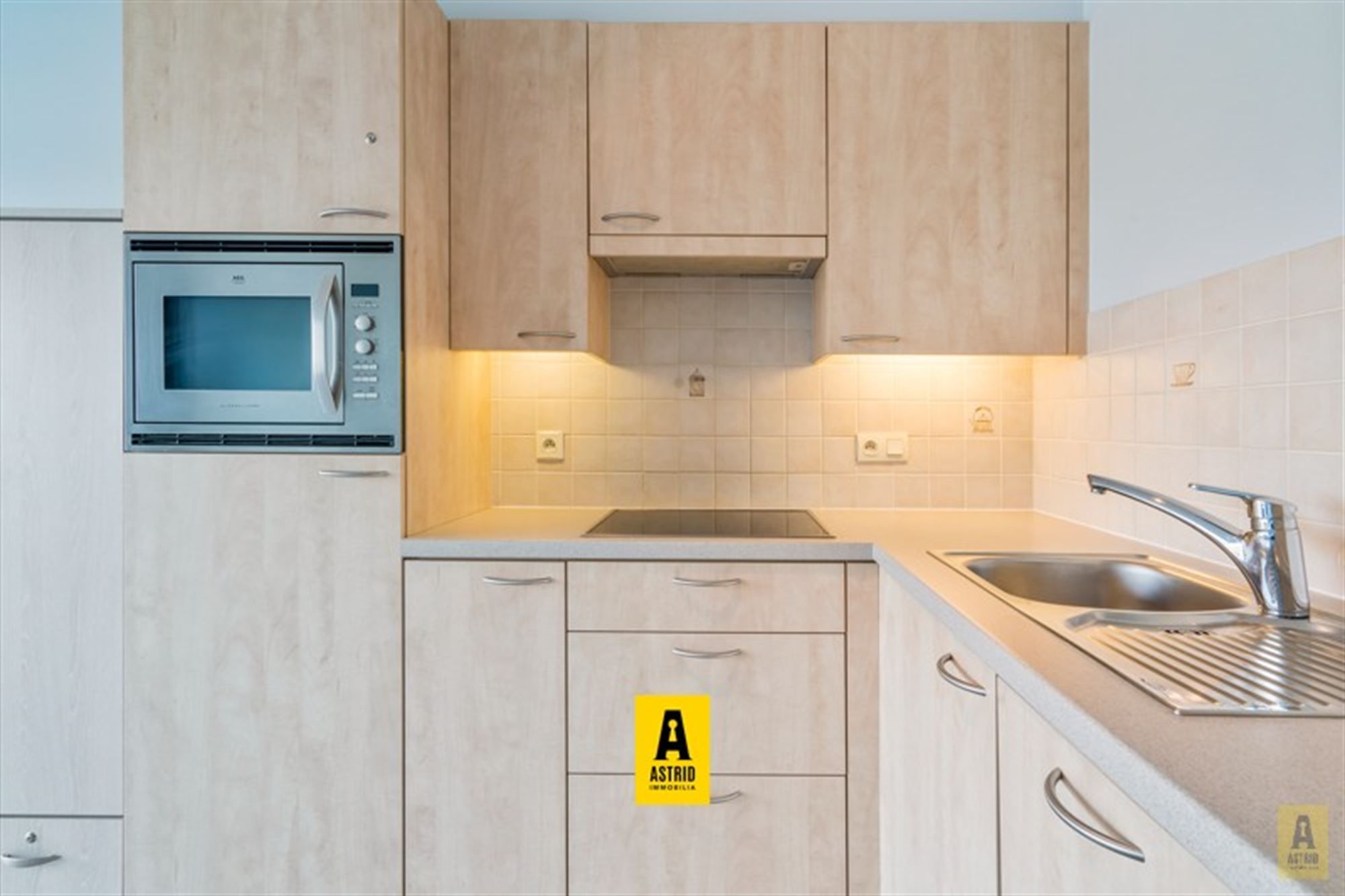 Schitterende studio met slaaphoek op topligging! foto 9