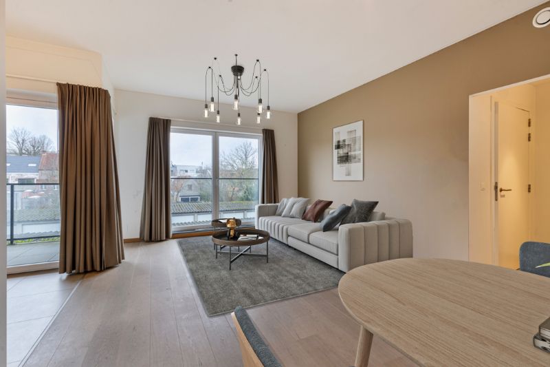 Stijlvolle en comfortabele serviceflat te koop in centrum Oudenaarde foto 2