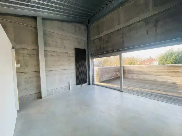 Sint- Andries, Exclusieve LOFT 150m2   met groot ZONNETERRAS 80 m² met alle privacy, 1 slaapkamer. foto 12