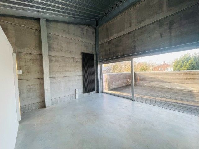 Sint- Andries, Exclusieve LOFT 150m2   met groot ZONNETERRAS 80 m² met alle privacy, 1 slaapkamer. foto 12