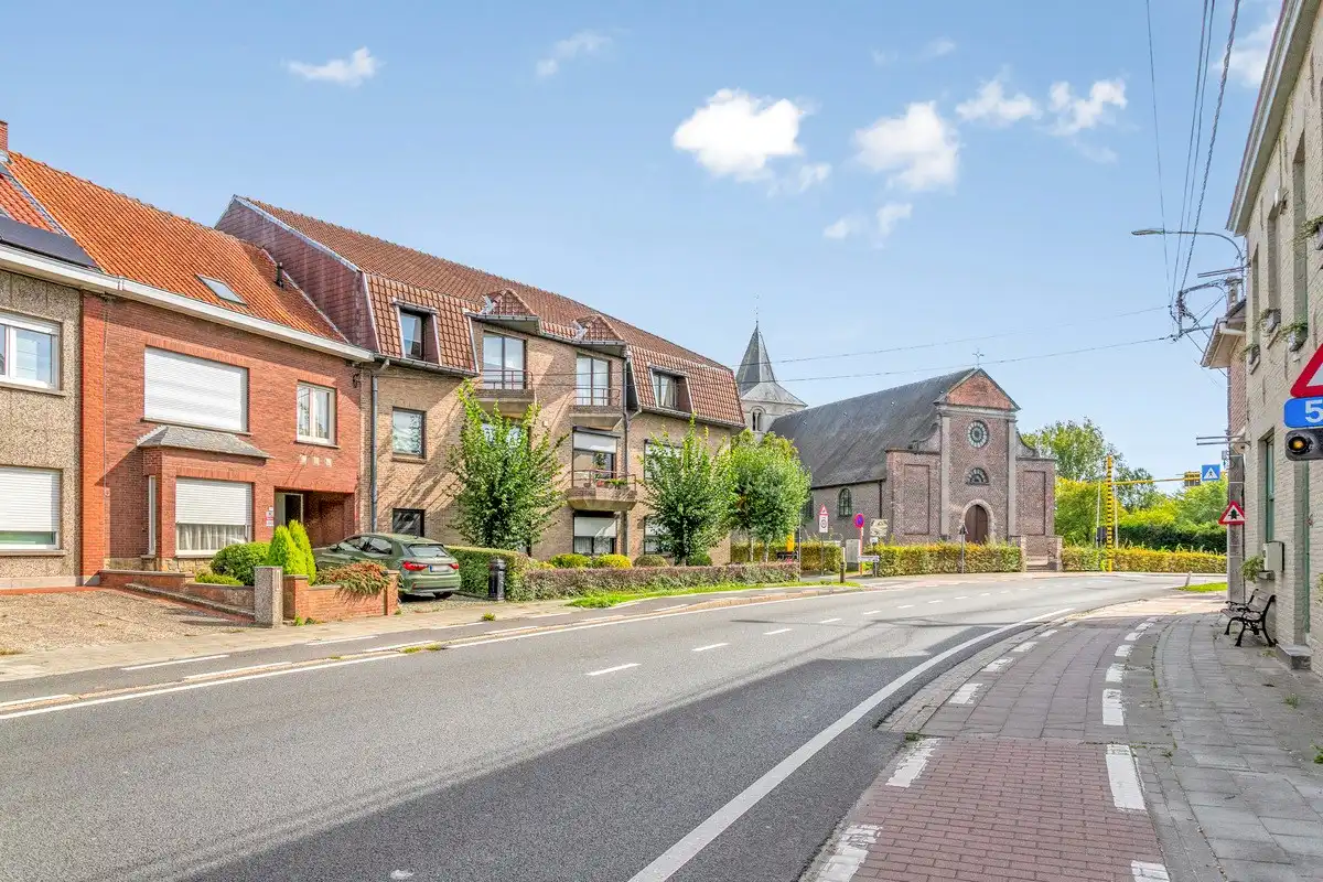 Appartement met 2 slaapkamers en garage. foto 13