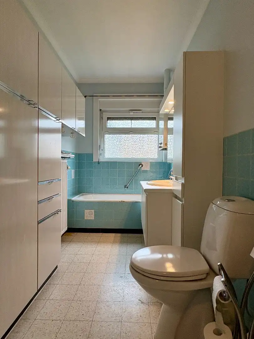 Gelijkvloerse woning op 408m² met 3slks, garage en tuin. foto 10