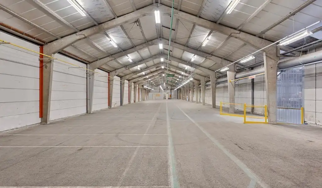 Logistiek bedrijfspand te huur op Vynckier site Gent foto 6