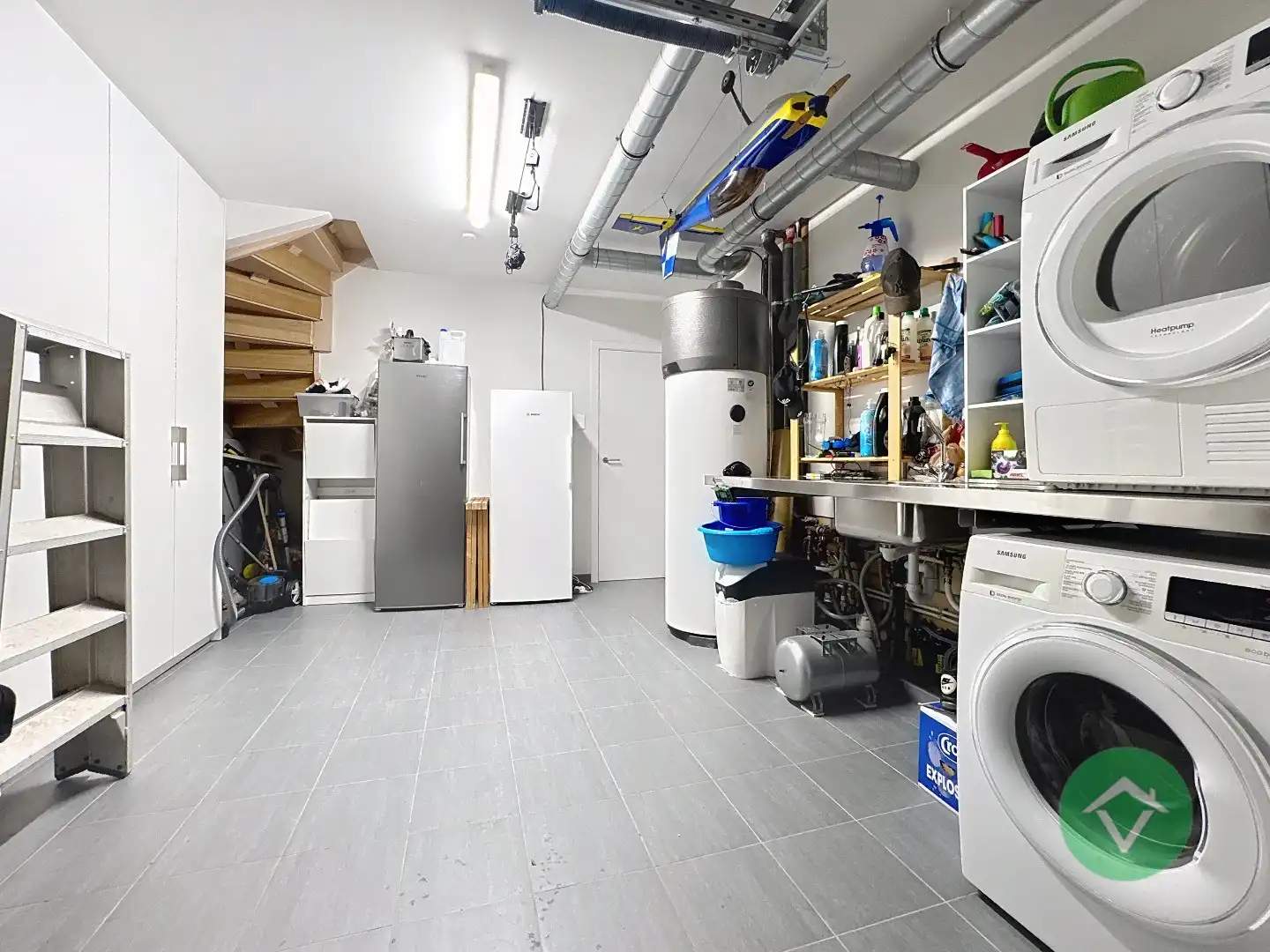 Recent halfopen nieuwbouwwoning te Koekelare. foto 18