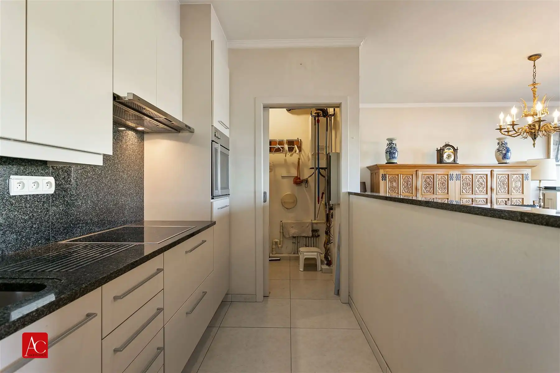 Appartement 1ste verdieping met ondergrondse garage foto 6