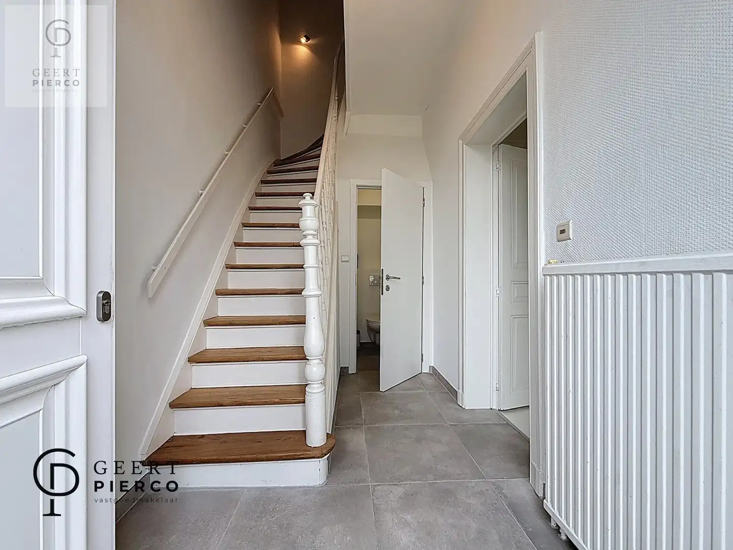 Knappe woning die meteen aanvoelt als thuiskomen foto 2