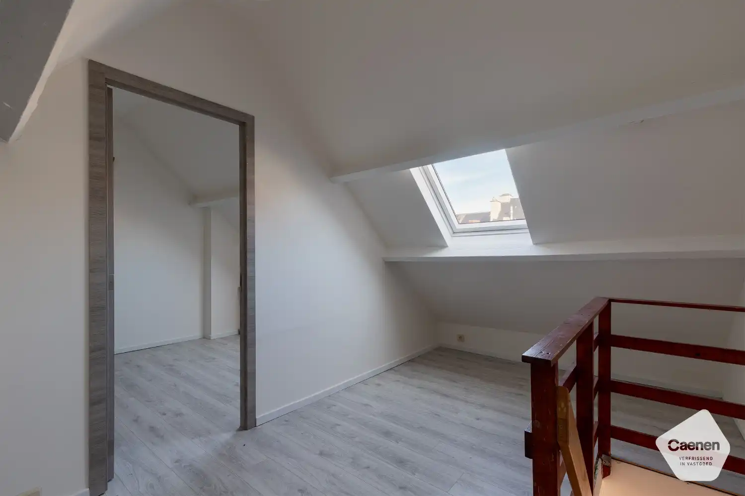 Instapklaar éénslaapkamer appartement vlakbij het centrum, strand en openbaar vervoer foto 5