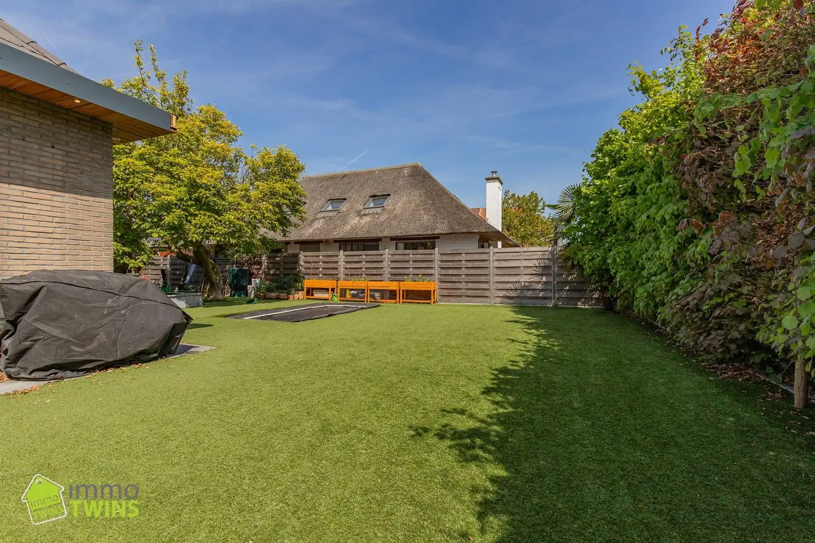 Ruime en energiezuinige OB met garage, tuin en oprit te Buggenhout. foto 7