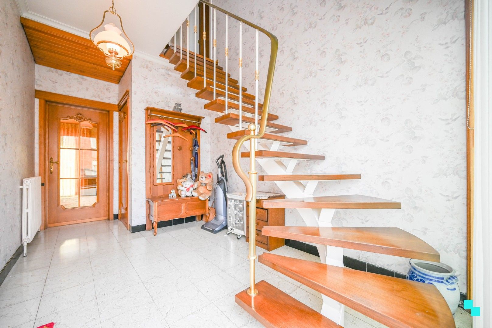 Hoekpand met 4 slaapkamers te Desselgem foto 3
