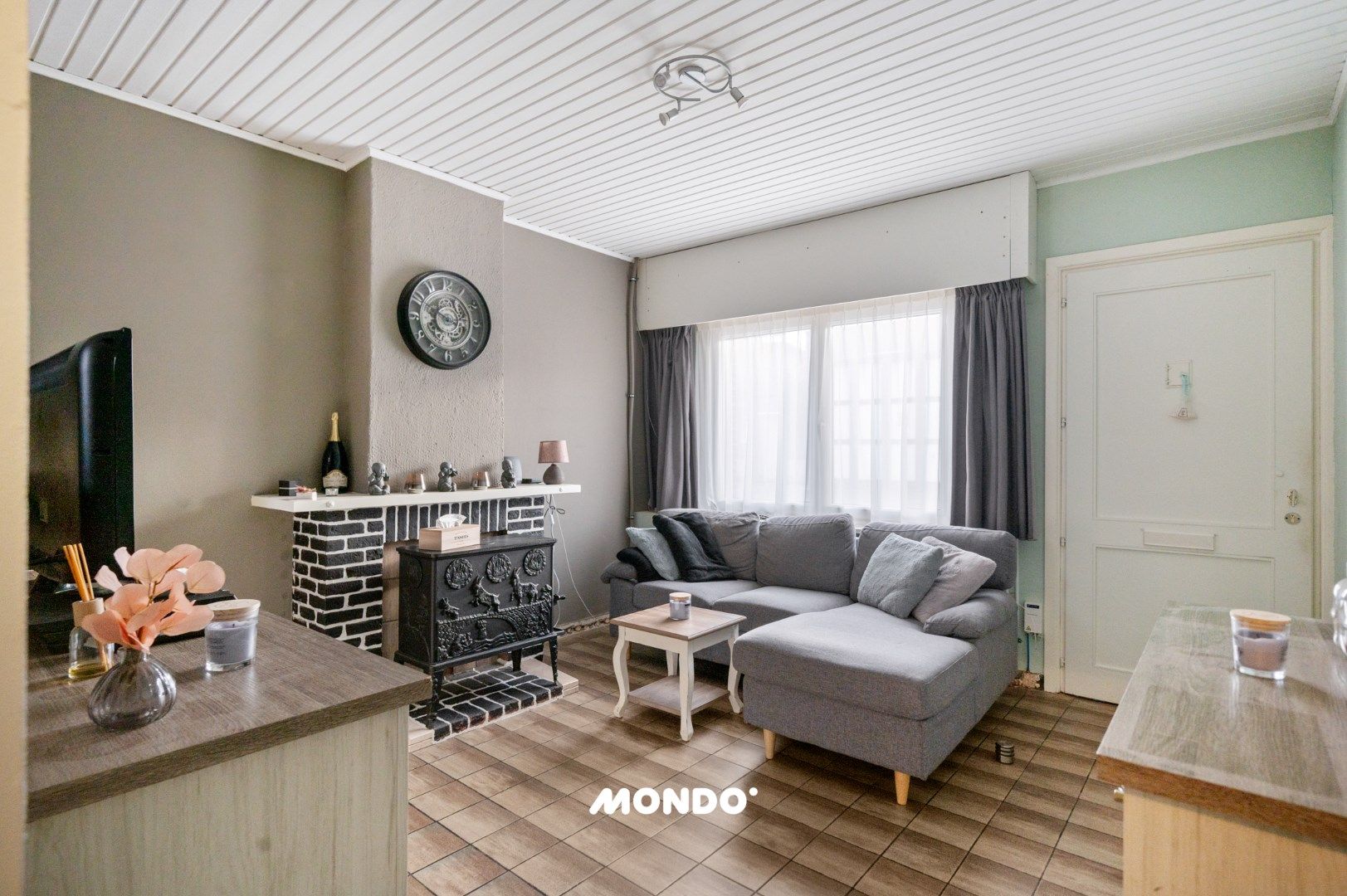 Hoofdfoto van de publicatie: Betaalbare starterswoning te koop, 2 slaapkamers en tuin.