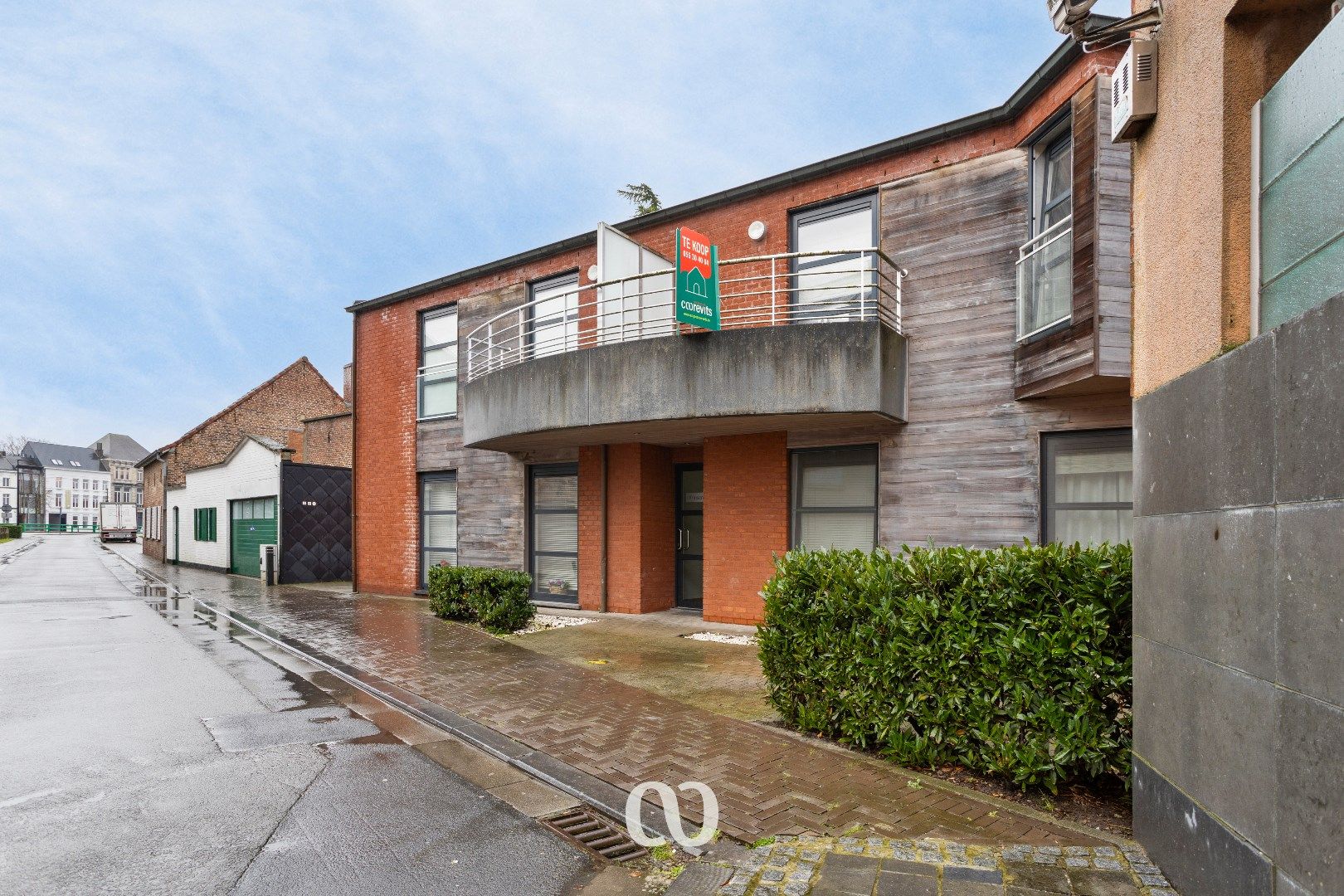 Top gelegen appartement met enorm terras in Oudenaarde foto {{pictureIndex}}