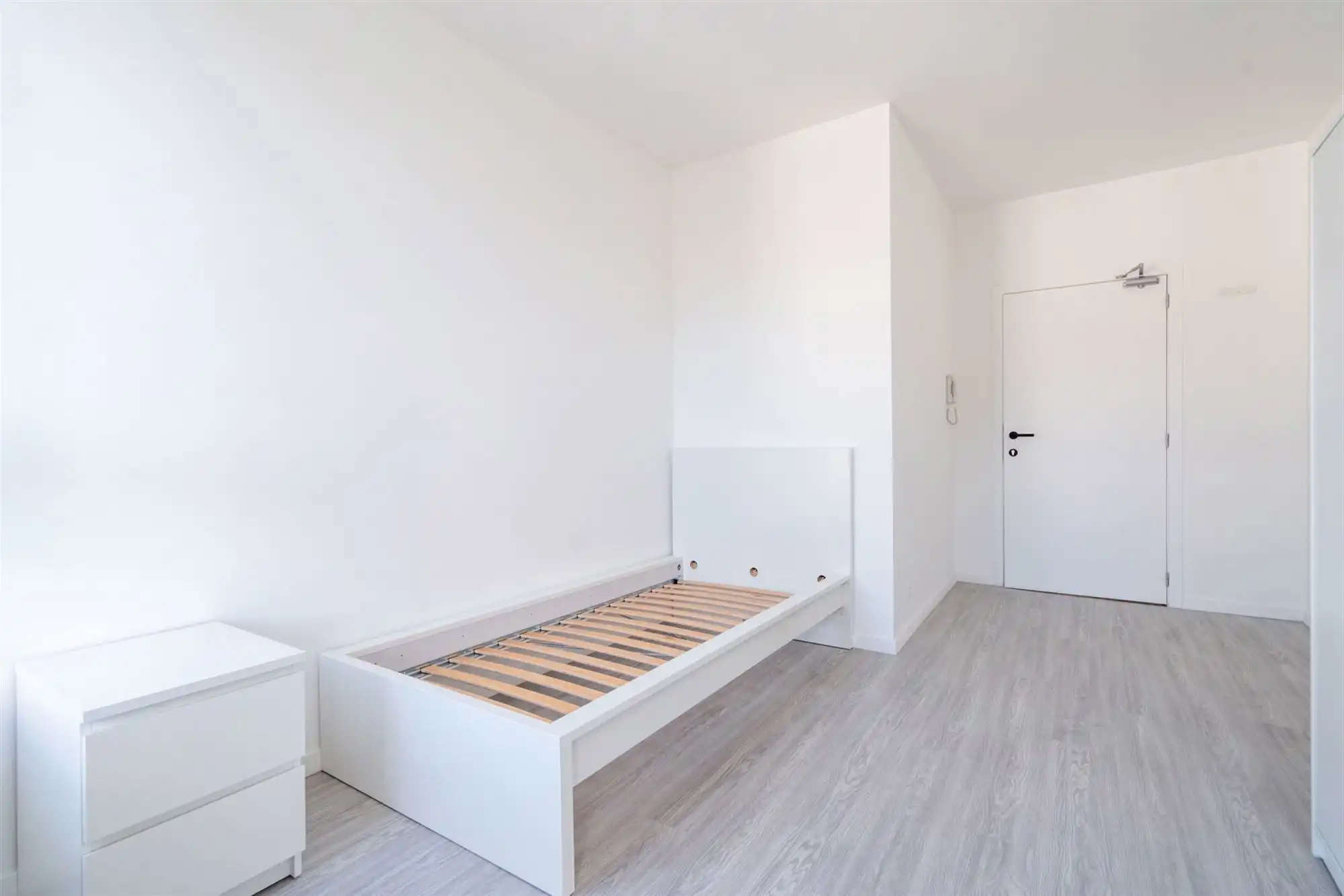 Gemeubelde studentenkamer in Mechelen te huur! foto 16