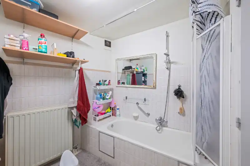 Ruim 2 slpk app. kortbij het Maria Hendrikapark en het AZ Damiaan ziekenhuis foto 9