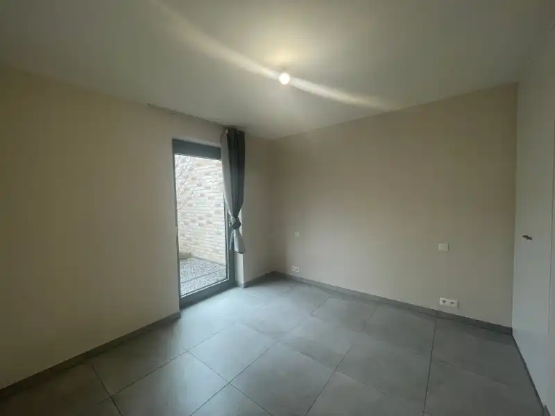 Gelijkvloers appartement met terras en tuintje op een uitstekende locatie in het centrum van het charmante Veurne! foto 6