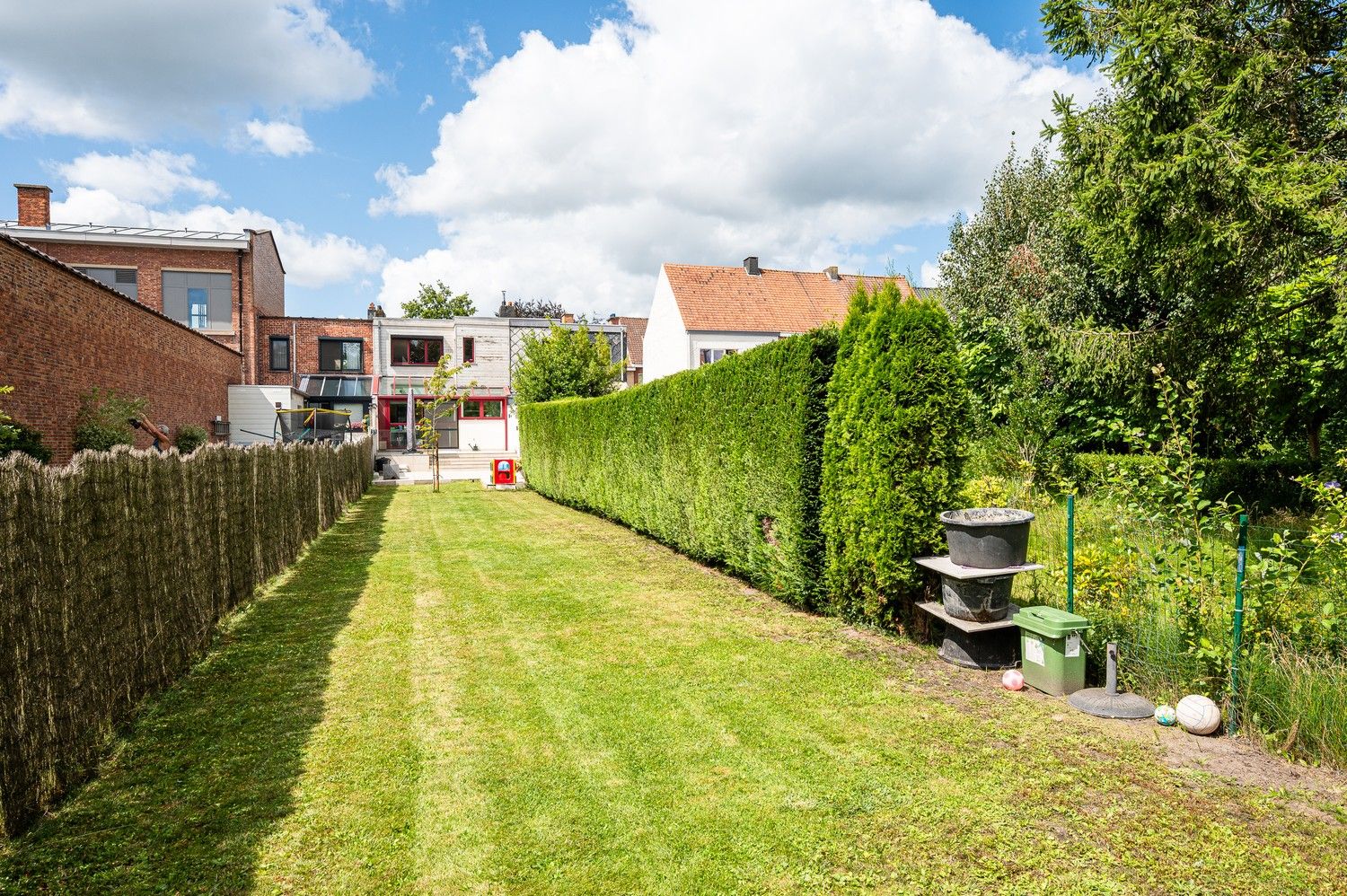 Instapklare woning met tuin en vlakbij het centrum van Eeklo foto 21