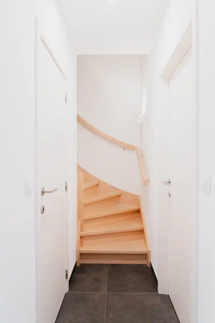 Duplex appartement met 3 slaapkamers, 2 badkamers en 3 autostaanplaatsen. foto 14