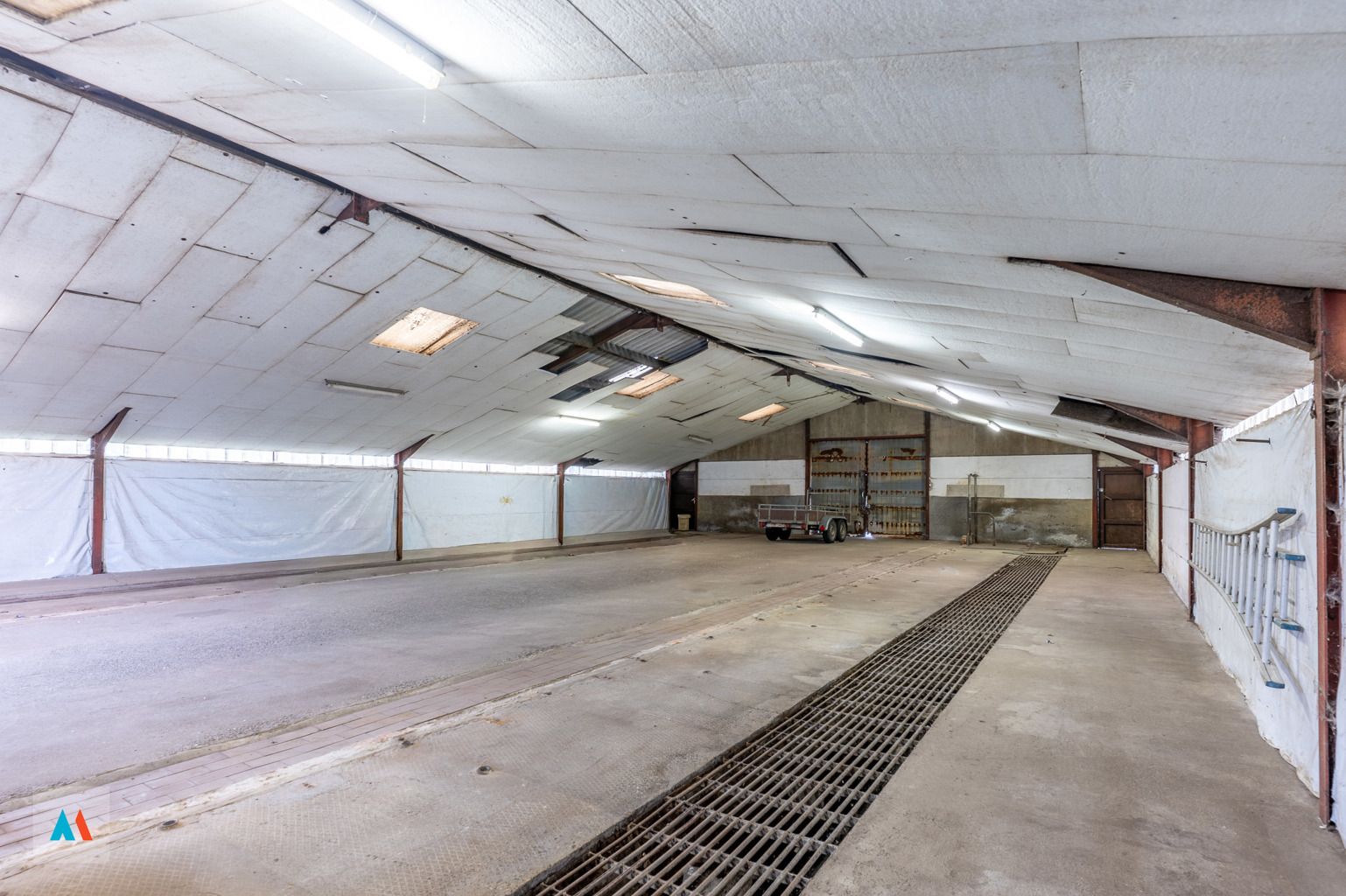 Hoeve met bijgebouwen in Loenhout foto 19