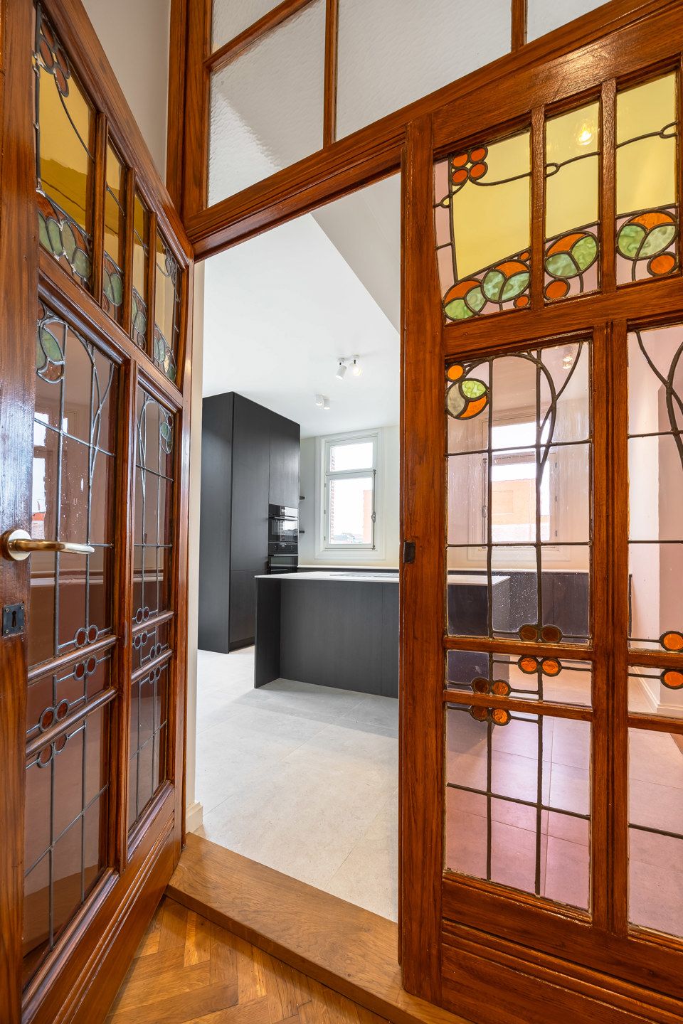 Prachtig 2 slpkappartement in art nouveau pand De Confiserie foto 15