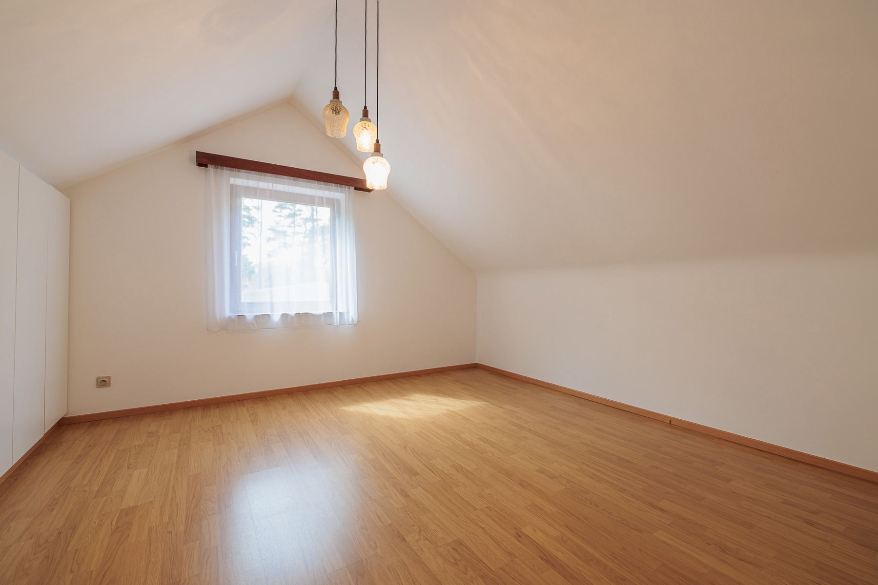 Open woning met 4slpk en volledige onderkeldering op 1.372m² foto 19