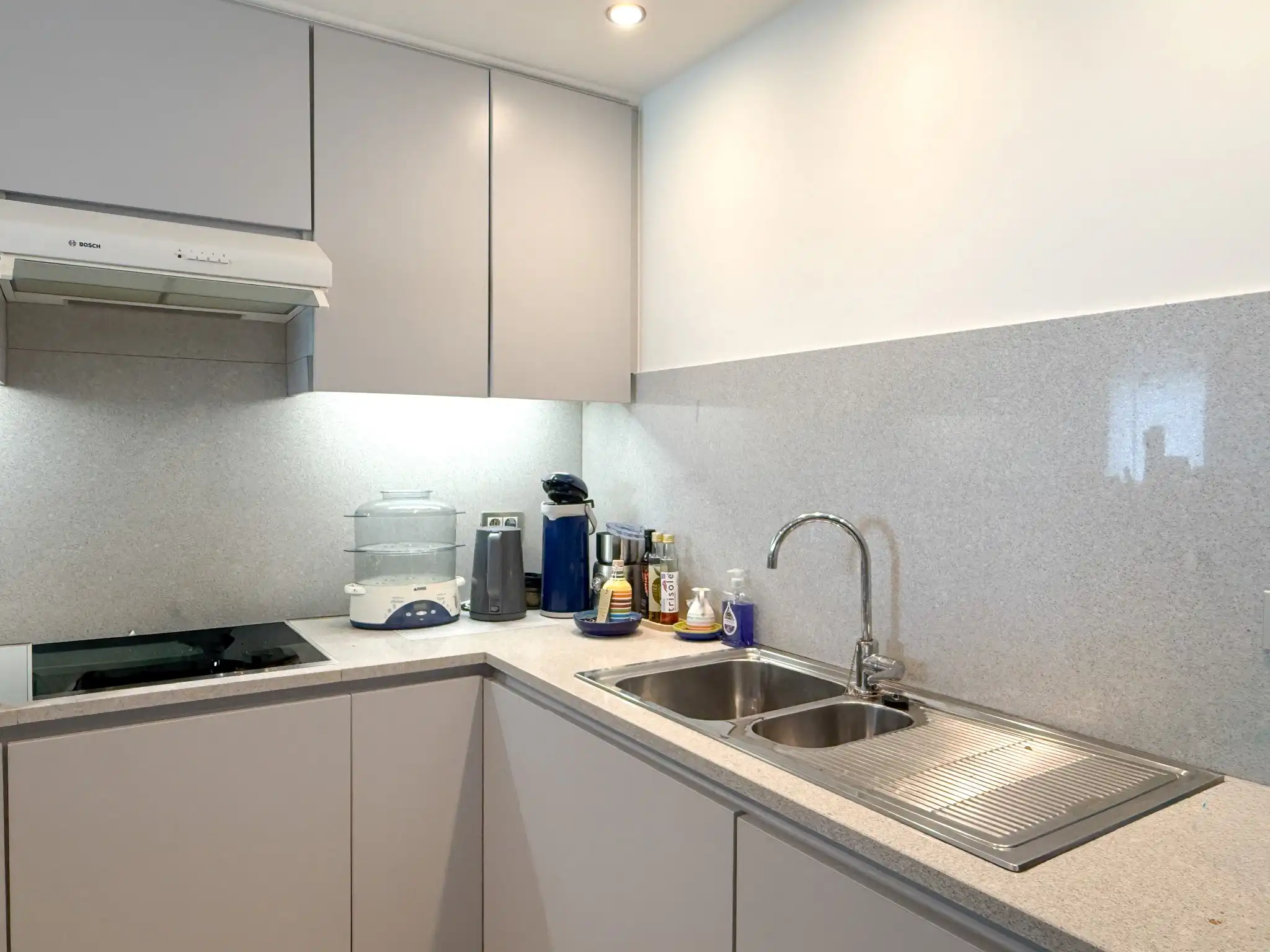 Prachtig appartement in centrum Beveren met zicht over de Markt foto 5