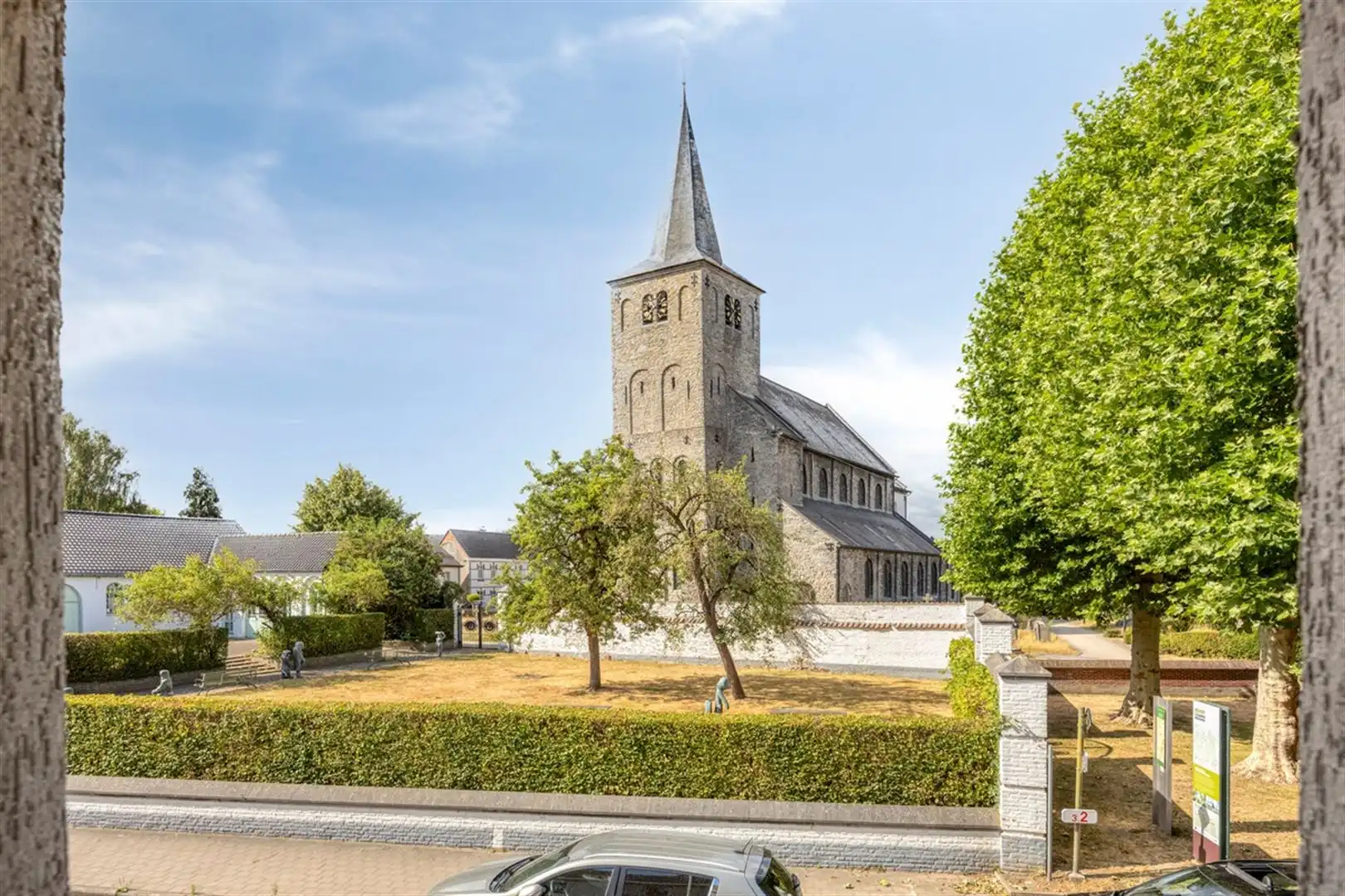 Ruime woning in deelgemeente Ename foto 24