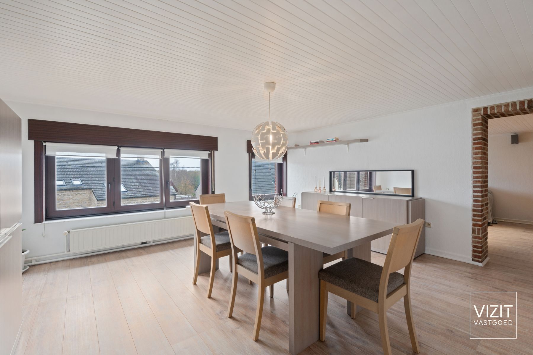 Zeer ruim appartmenet met 3 slaapkamers en parkeerplaats foto 6